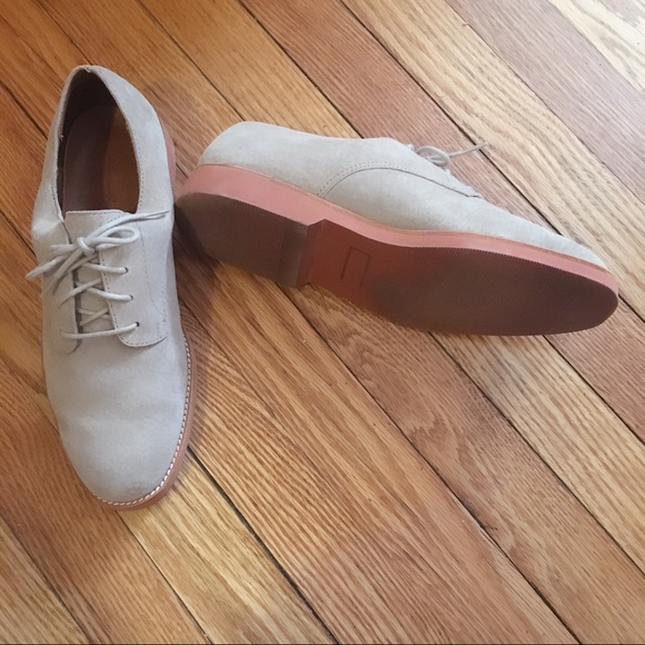 🆕Eddie Bauer Women’s Tan Suede Oxfords 9M - Picture 2 of 5